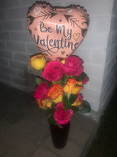 Load image into Gallery viewer, Valentine’s Day Flowers
